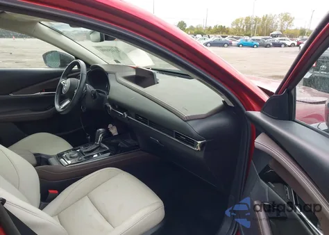 2021 Mazda Cx-30 2.5 Turbo Premium z USA, uszkodzony, nr VIN 3MVDMBDY3MM241019